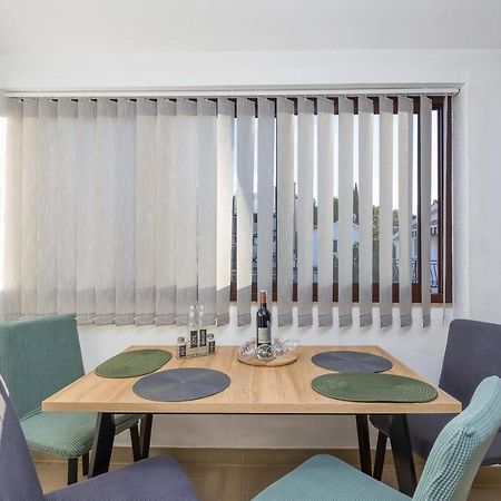 Apartment Lucijan Πόρετς Εξωτερικό φωτογραφία