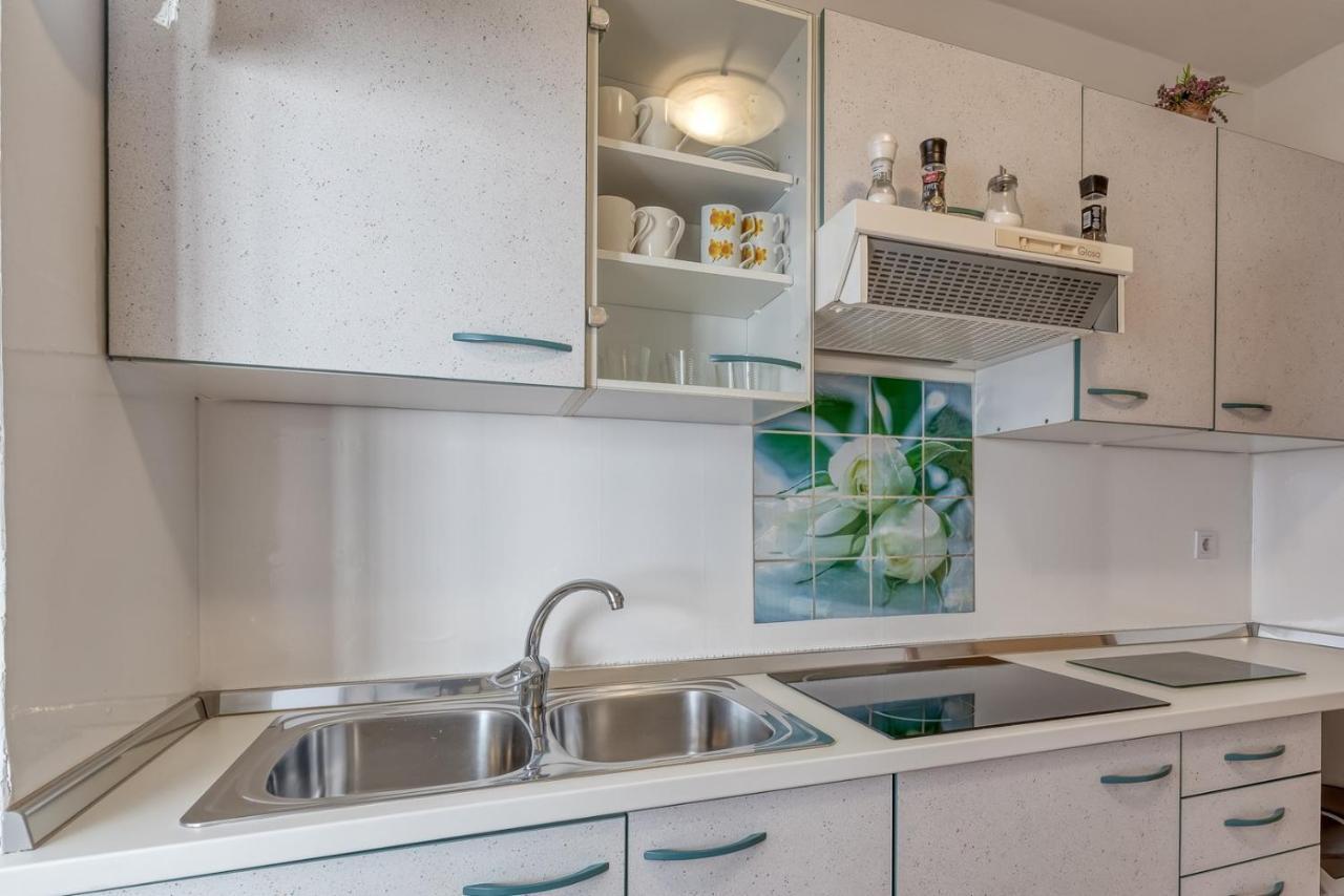 Apartment Lucijan Πόρετς Εξωτερικό φωτογραφία