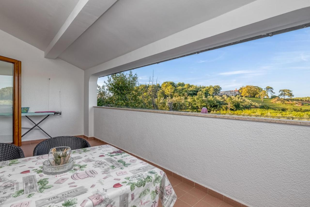 Apartment Lucijan Πόρετς Εξωτερικό φωτογραφία